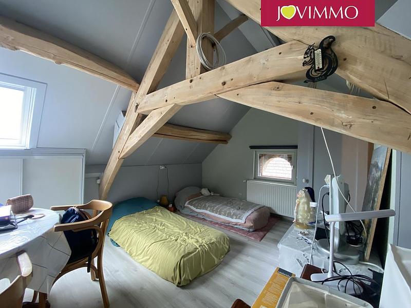 Maison - 237 m² - 9 pièces