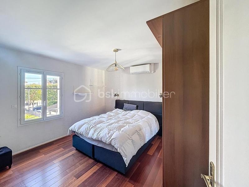 Maison - 158 m² - 7 pièces