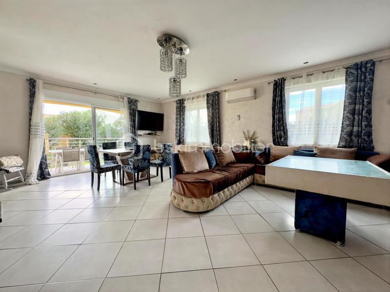 Maison - 143 m² - 5 pièces