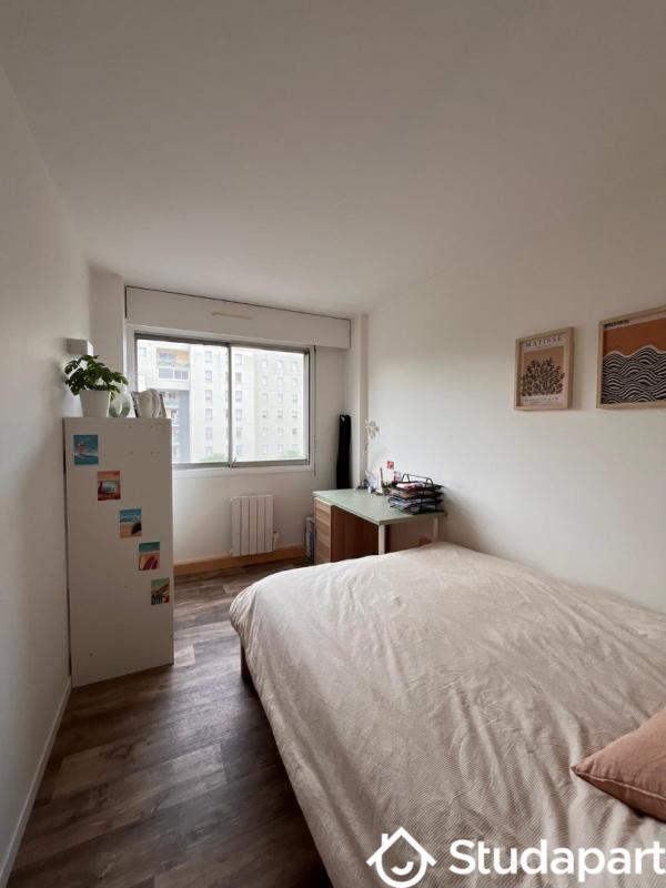 Chambre - 11 m² - 1 pièce