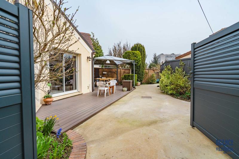 Maison - 155 m² - 5 pièces