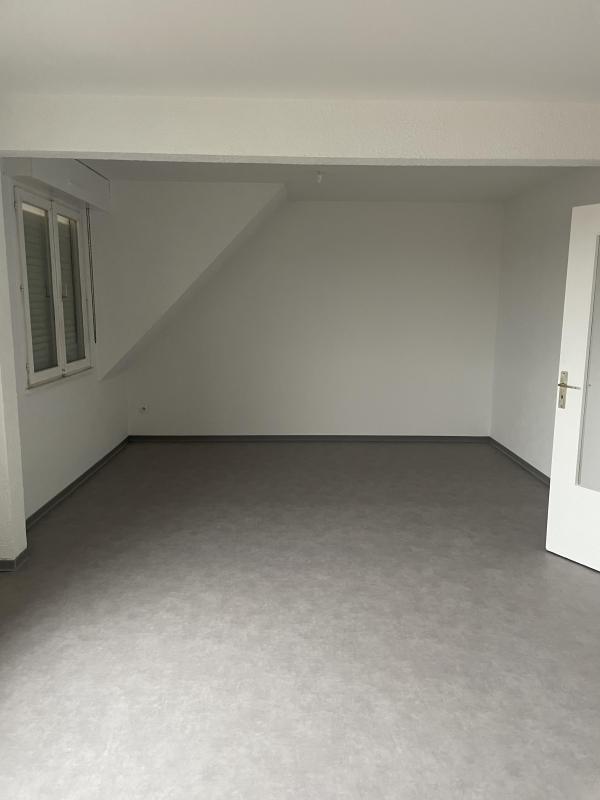 Appartement ancien - 74 m² - 3 pièces