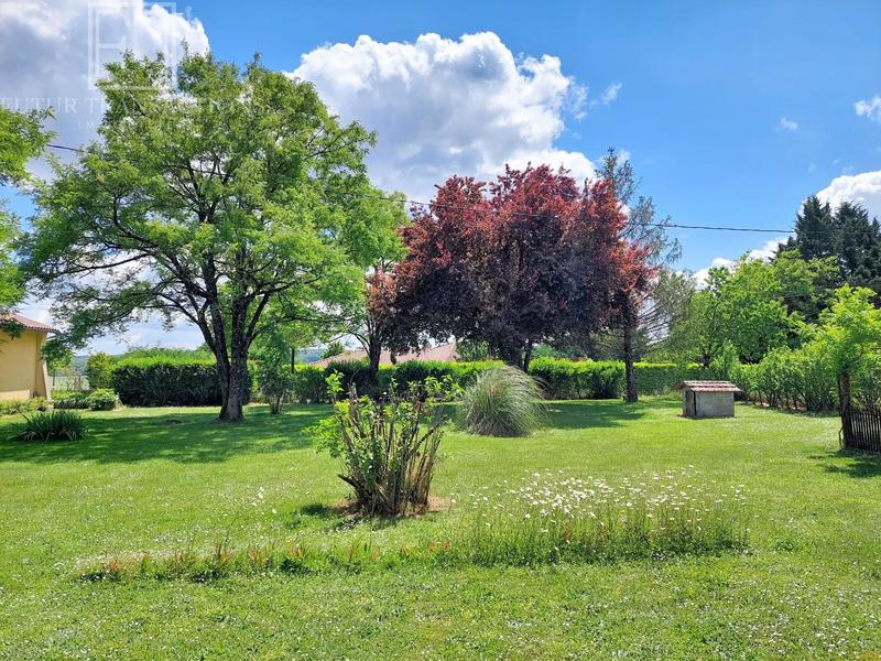 Maison - 75 m² - 5 pièces