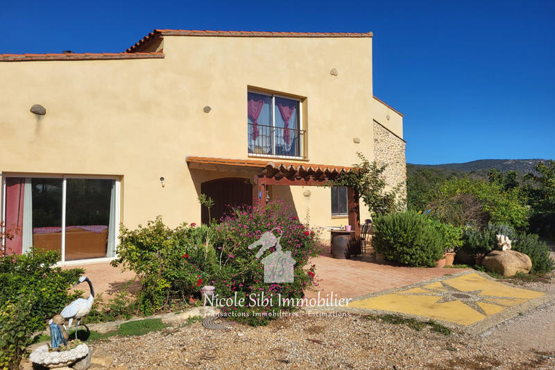 Mas - 290 m² - 7 pièces