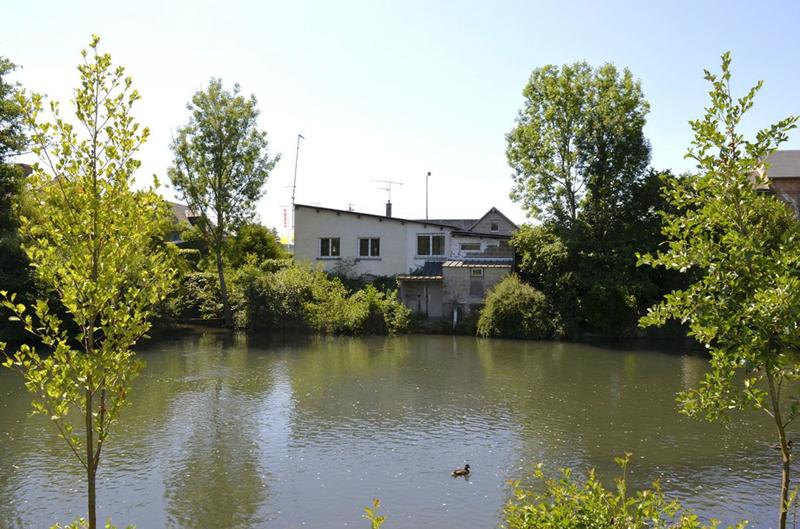 Loft - 135 m² - 5 pièces