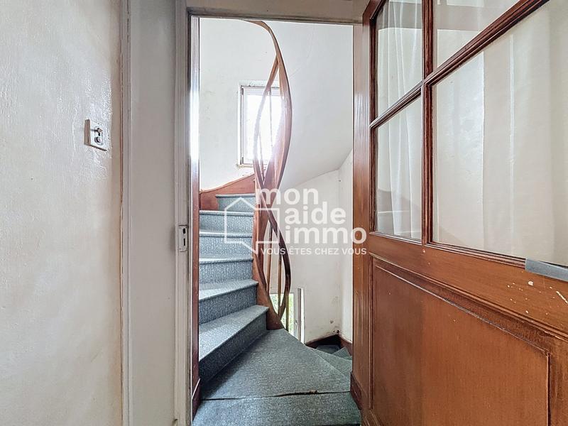 Maison - 96 m² - 4 pièces