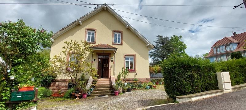 Maison de maîtres - 252 m² - 11 pièces