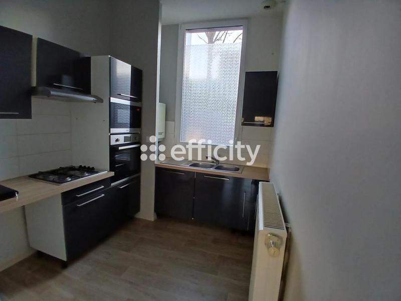 Maison - 85 m² - 5 pièces