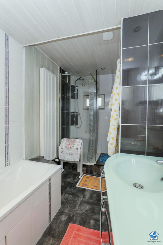 Viager - Maison - 140 m² - 5 pièces