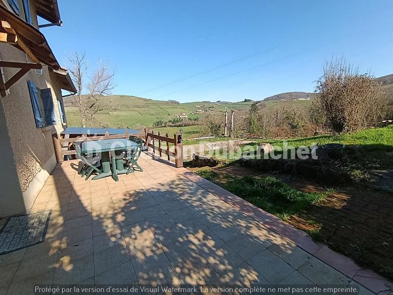 Propriété - 122 m² - 6 pièces