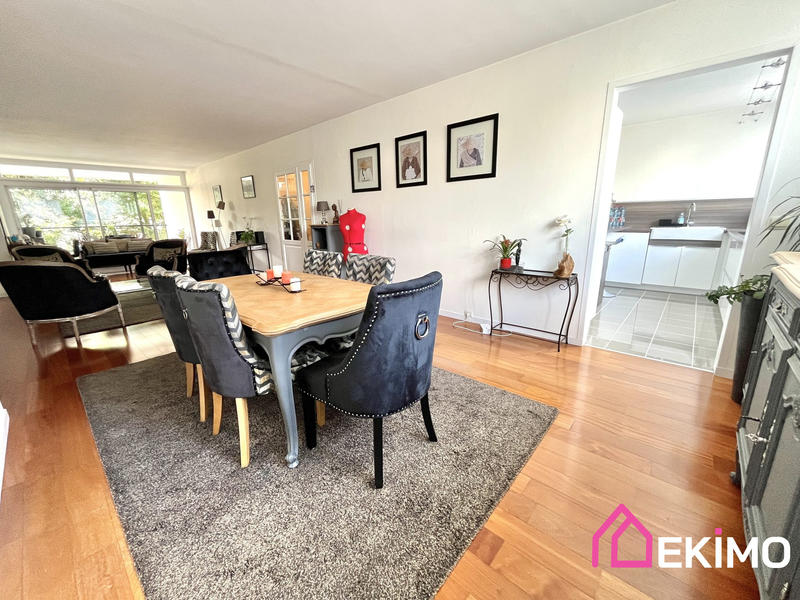 Appartement - 98 m² - 4 pièces
