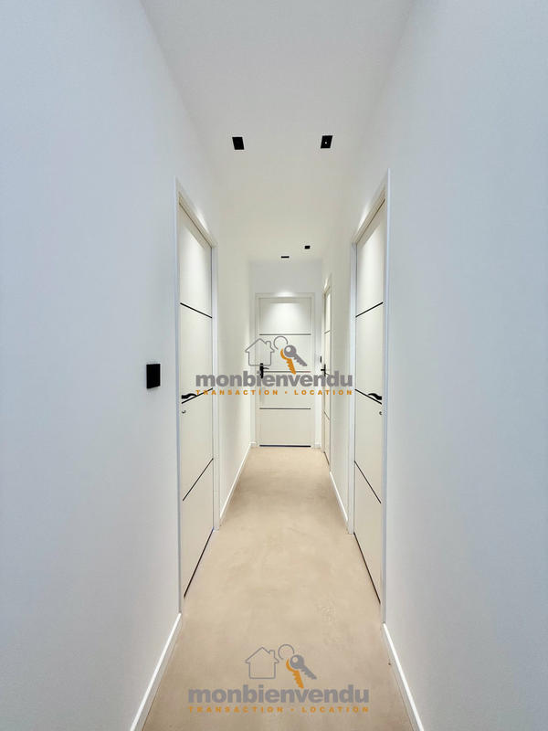 Maison traditionnelle - 117 m² - 4 pièces