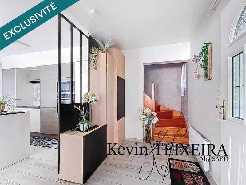 Maison - 210 m² - 8 pièces