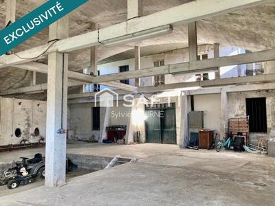 Maison - 280 m² - 1 pièce