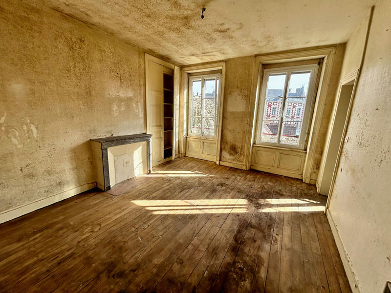 Immeuble - 8 pièces