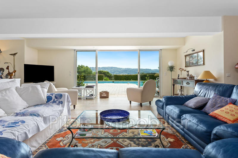 Maison - 294 m² - 5 pièces