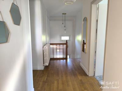 Maison - 160 m² - 5 pièces
