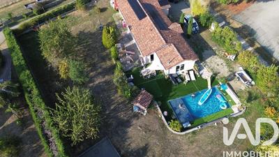 Maison - 121 m² - 4 pièces