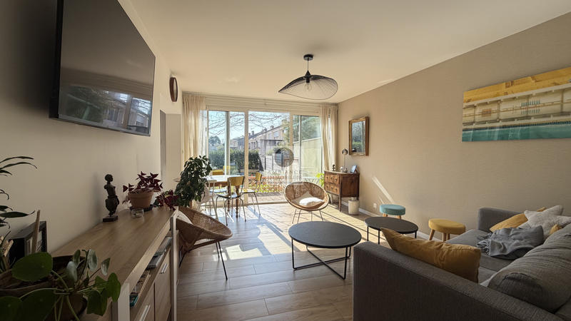 Maison - 111 m² - 6 pièces