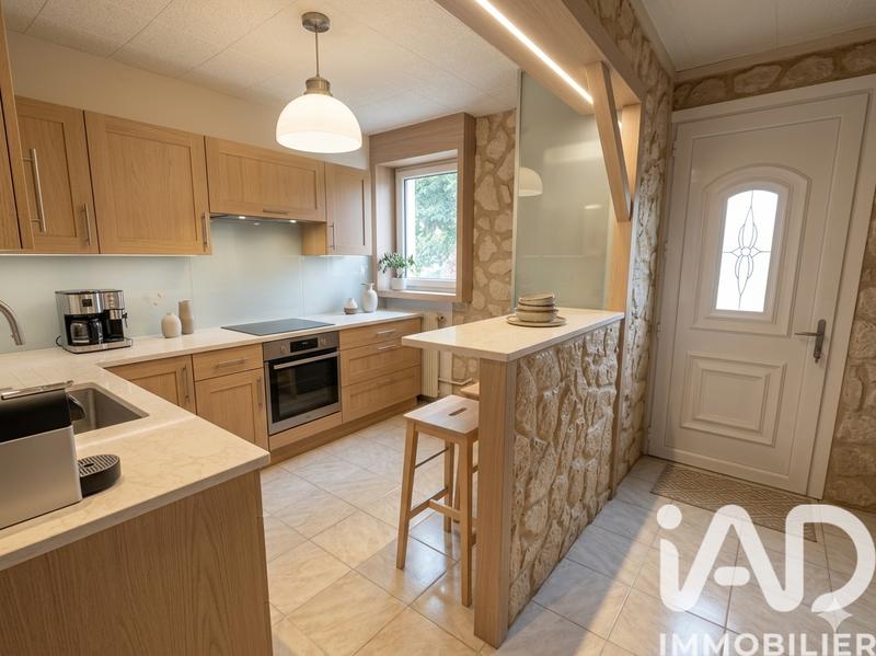 Maison - 86 m² - 5 pièces