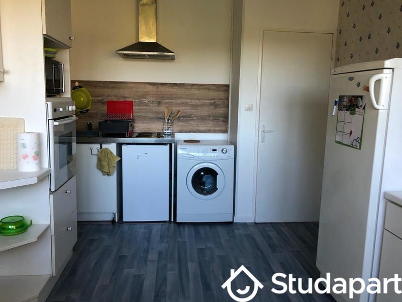 Chambre - 12 m² - 1 pièce