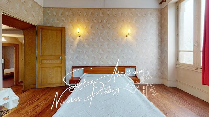 Maison - 183 m² - 7 pièces