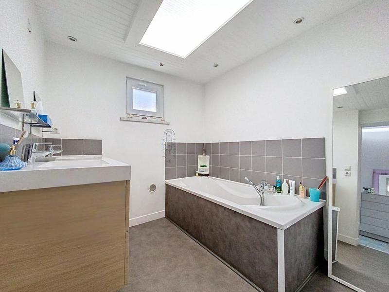 Maison - 132 m² - 5 pièces