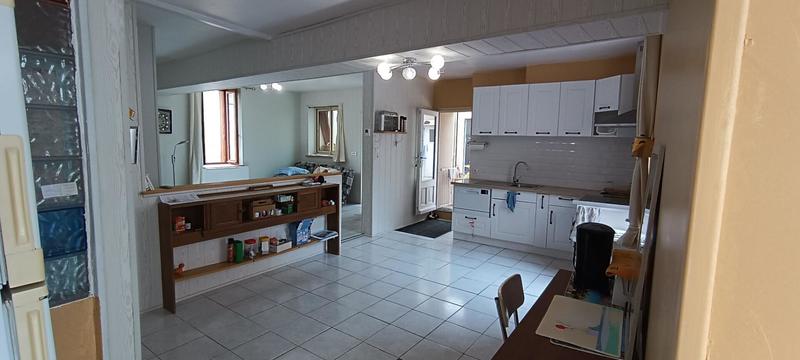 Maison - 180 m² - 6 pièces