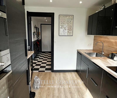 Appartement - 60 m² - 2 pièces