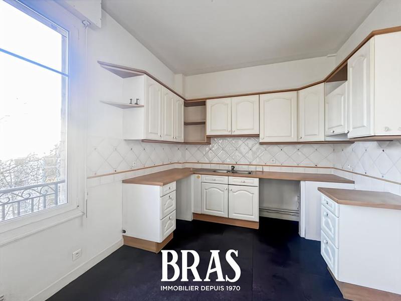 Appartement - 80 m² - 3 pièces