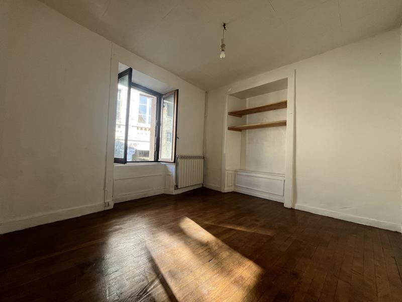 Maison - 93 m² - 5 pièces