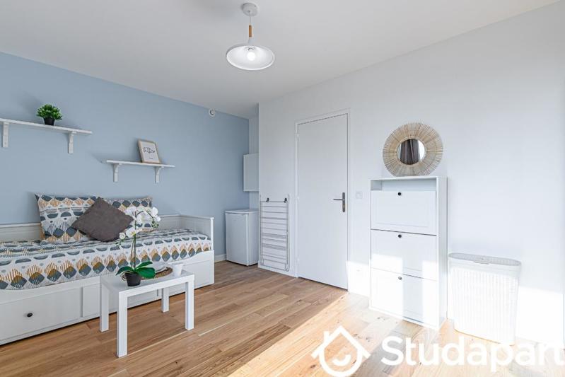 Chambre - 12 m² - 1 pièce