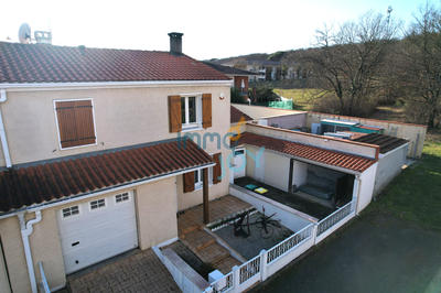 Maison - 110 m² - 4 pièces