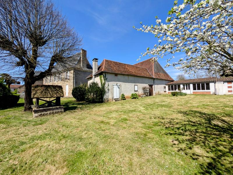 Maison - 176 m² - 8 pièces