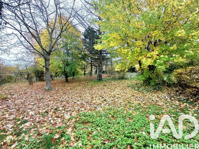 Maison - 230 m² - 8 pièces