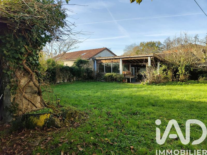 Maison - 225 m² - 6 pièces