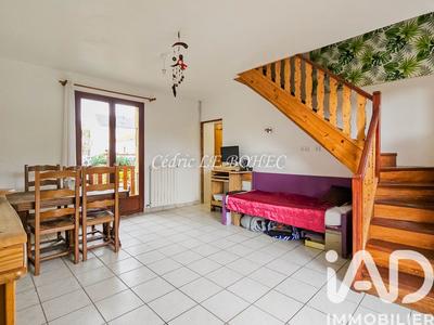Maison - 74 m² - 4 pièces