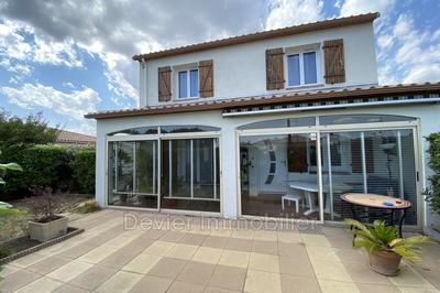 Villa - 100 m² - 4 pièces