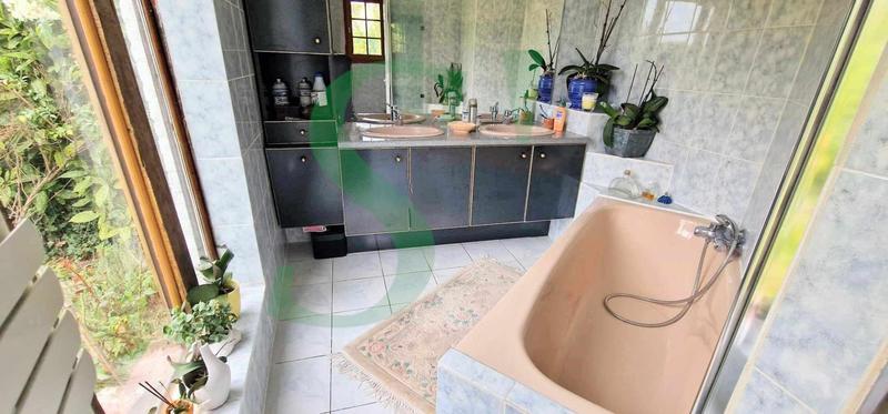 Maison - 145 m² - 6 pièces