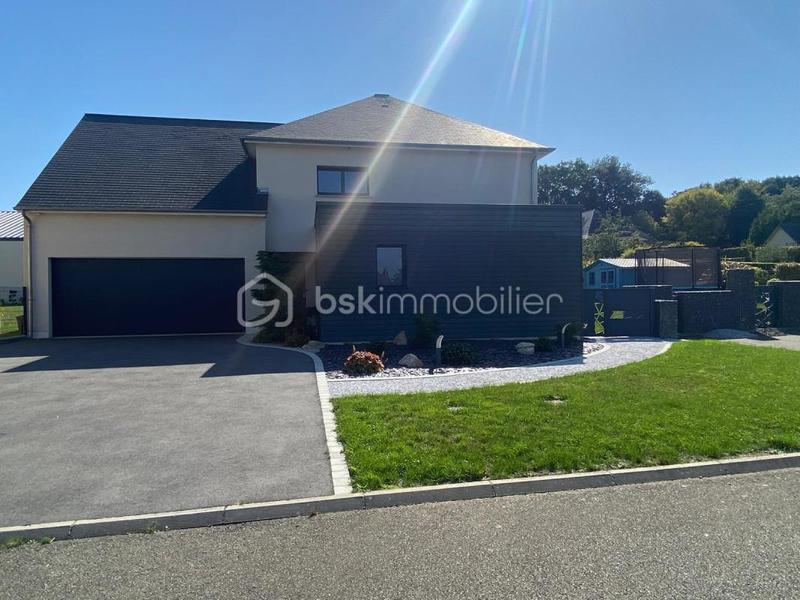 Pavillon - 191 m² - 8 pièces