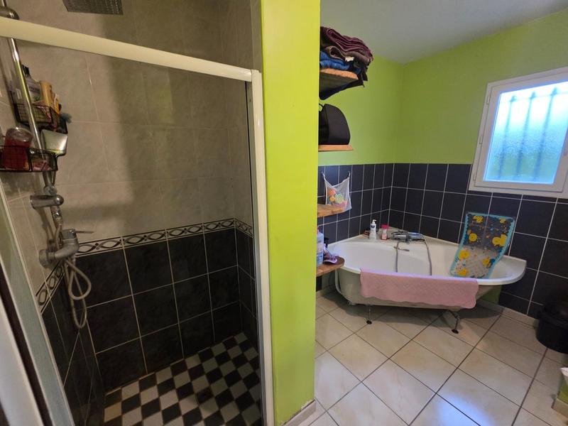 Maison - 97 m² - 5 pièces