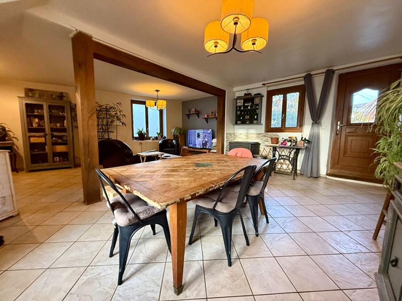 Maison - 200 m² - 8 pièces