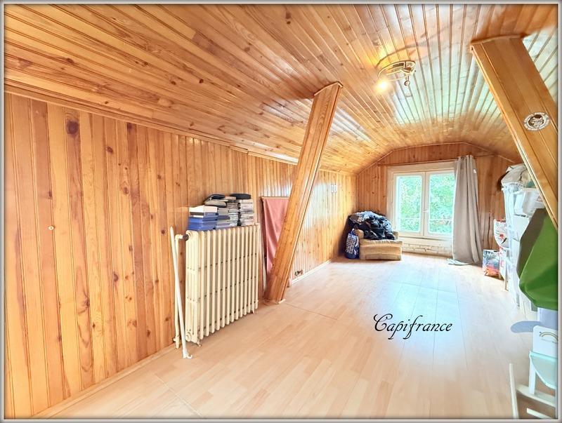 Maison - 95 m² - 5 pièces