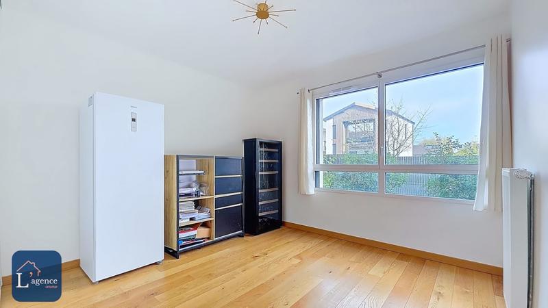 Appartement - 101 m² - 4 pièces