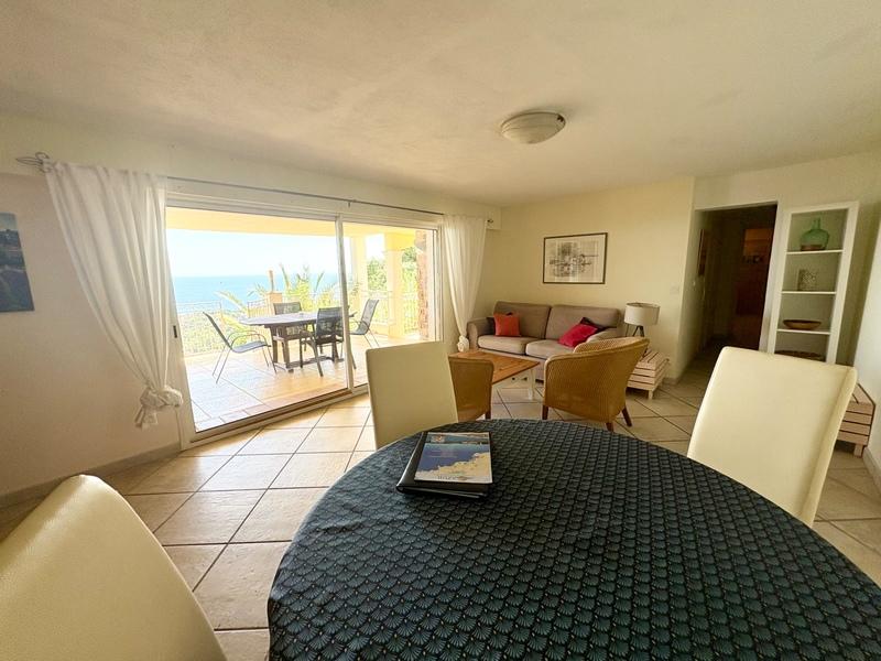 Maison - 320 m² - 11 pièces