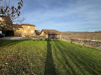 Demeure - 198 m² - 7 pièces