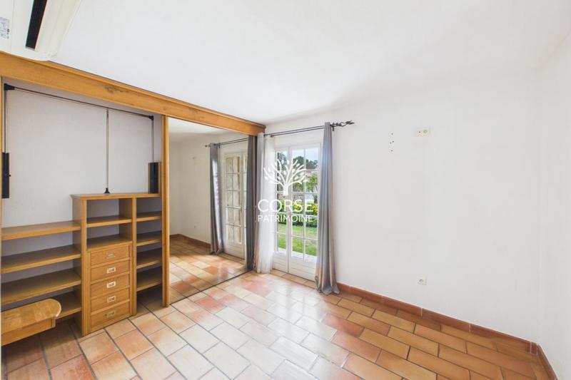 Appartement - 250 m² - 6 pièces
