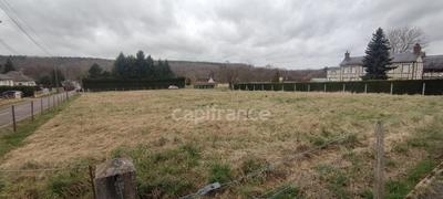 Terrain constructible - 854 m²