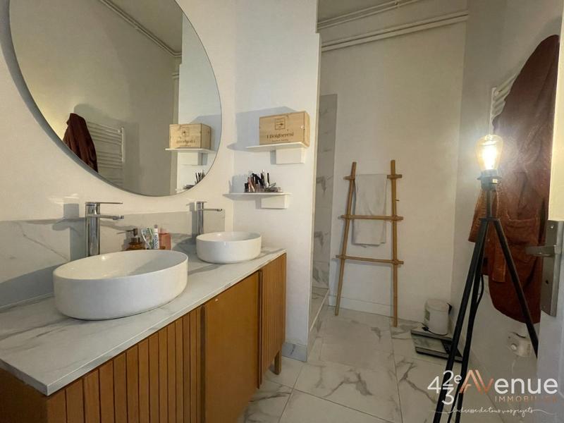 Appartement - 132 m² - 5 pièces