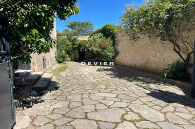 Maison de maîtres - 245 m² - 9 pièces